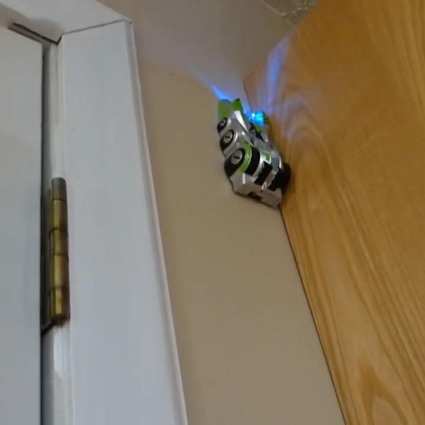 Zero-G Wall Climbing Car